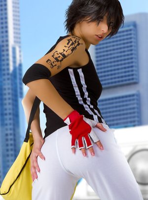 Cosplay Erotica pleased to share with you a free xxx photo gallery with Anne showing beautiful body